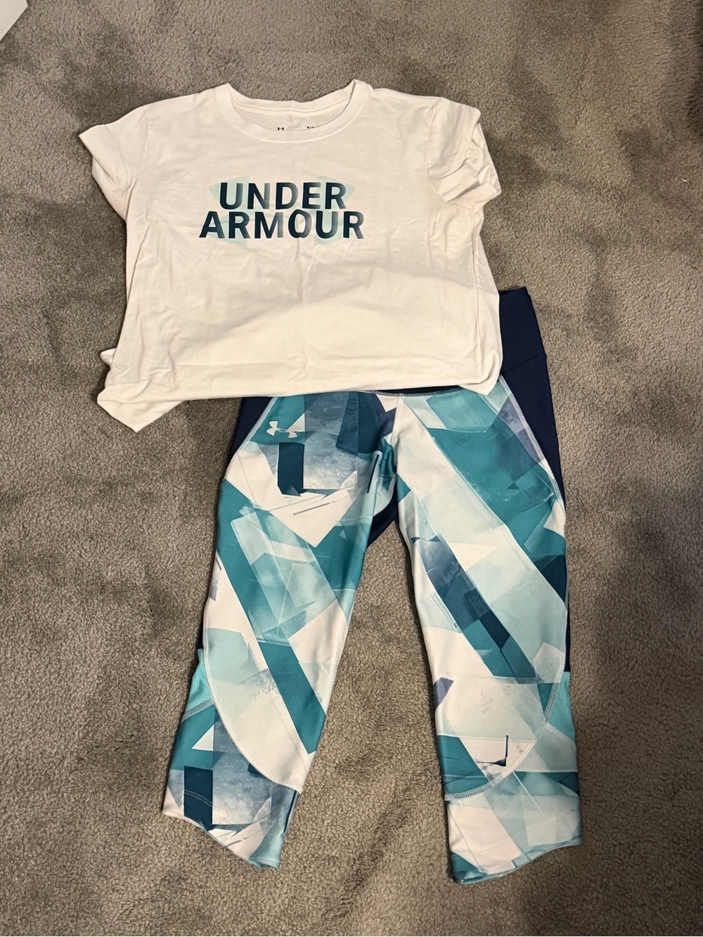 Under Armour White Tee with Teal & Navy Geometric Capris
